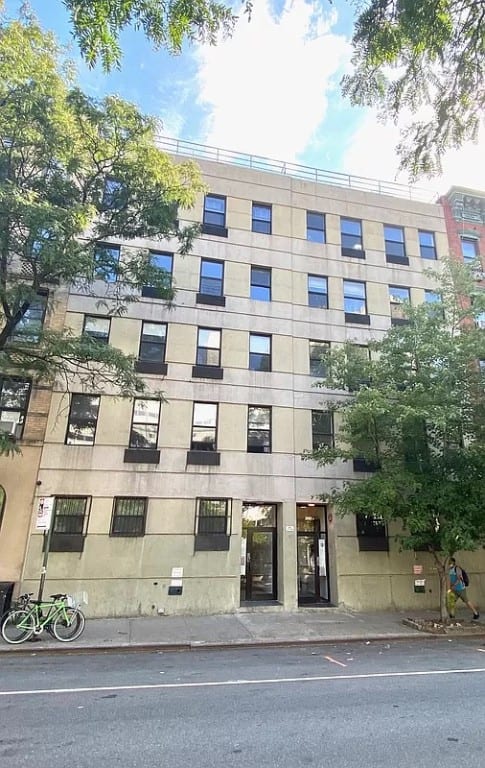416 West 49th Street