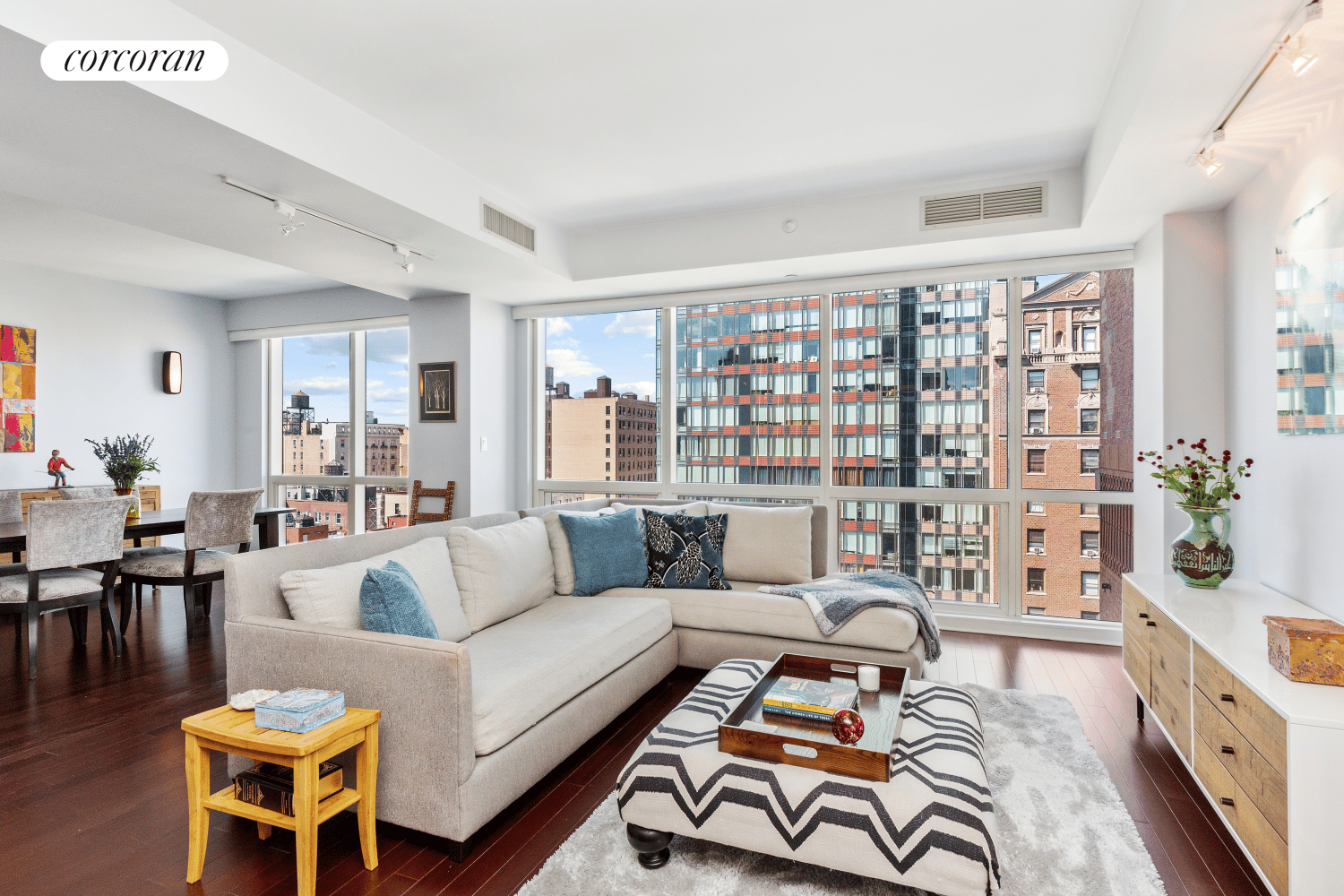2628 Broadway