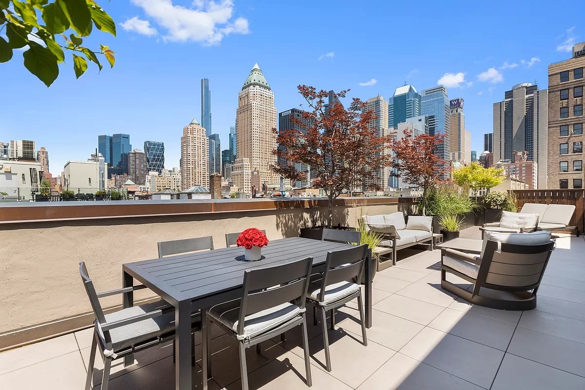 406 West 45th Street