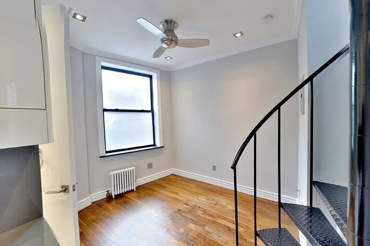 326 East 35th Street