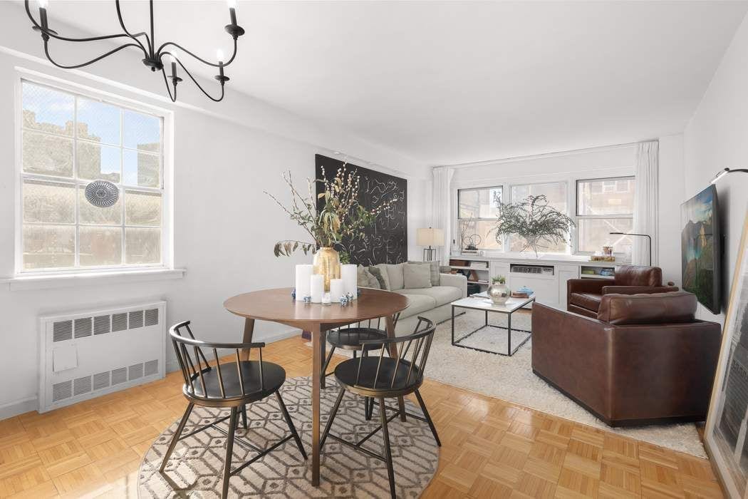 245 East 35th Street