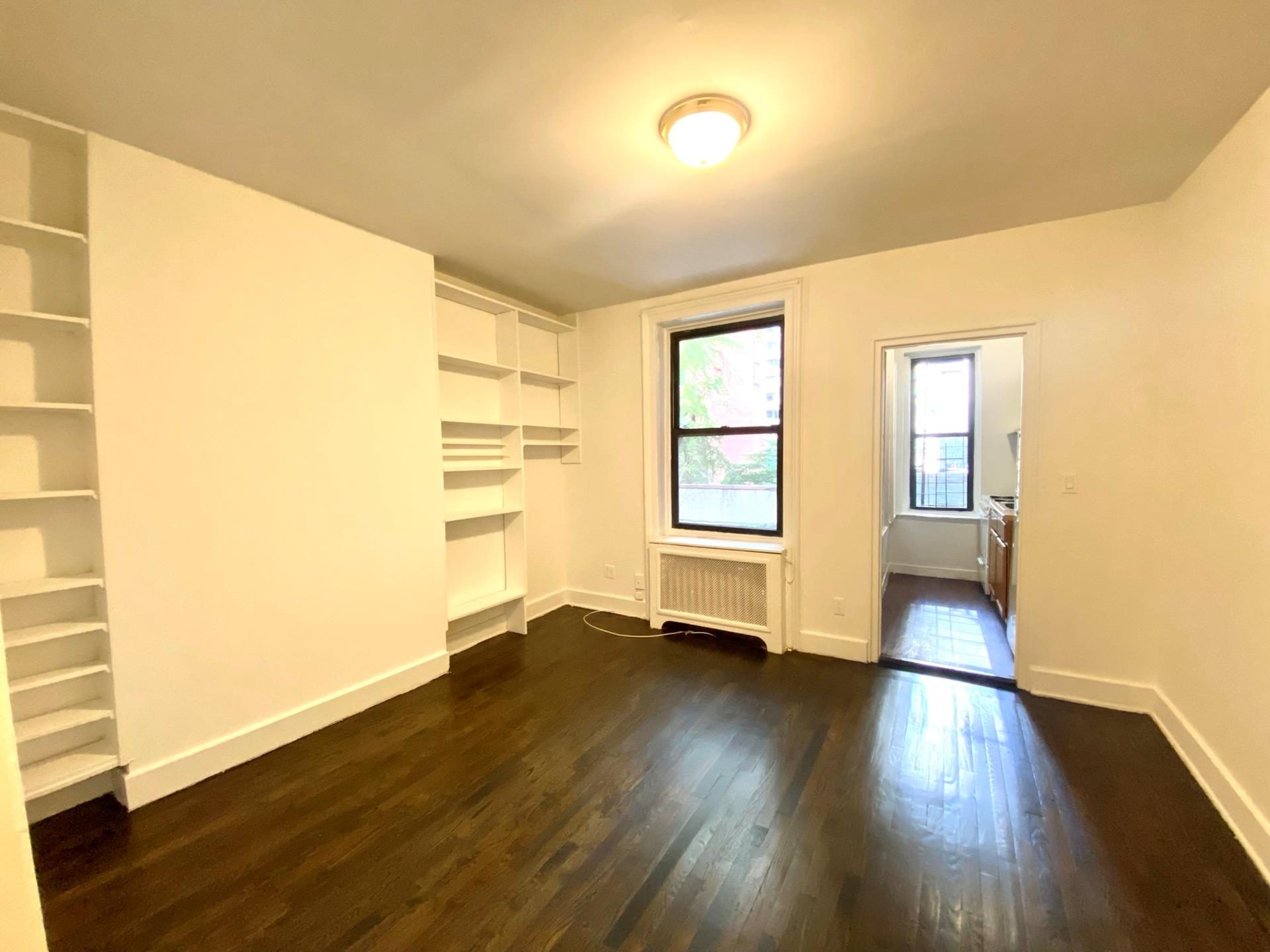 247 East 39th Street