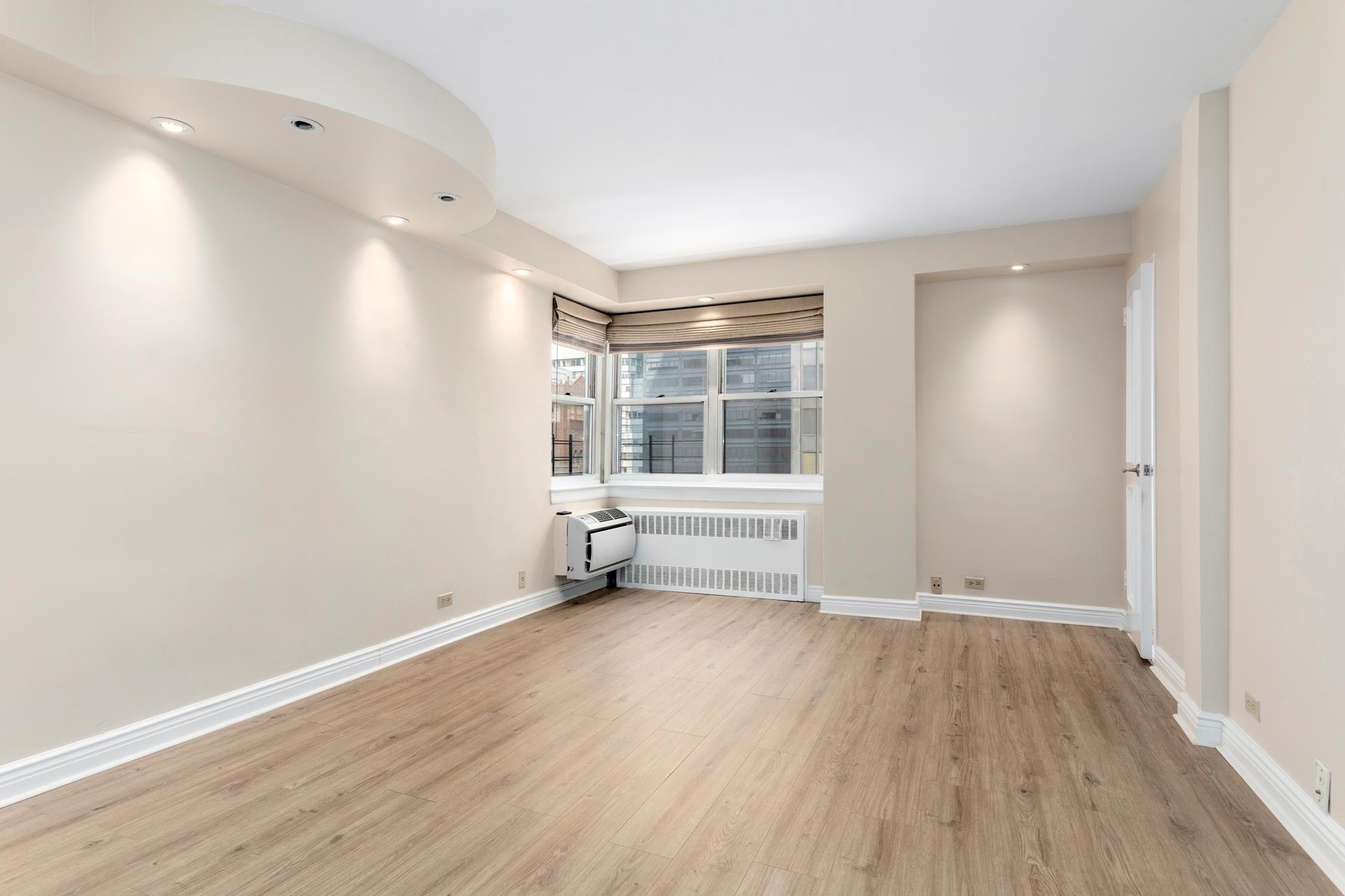 155 East 38th Street