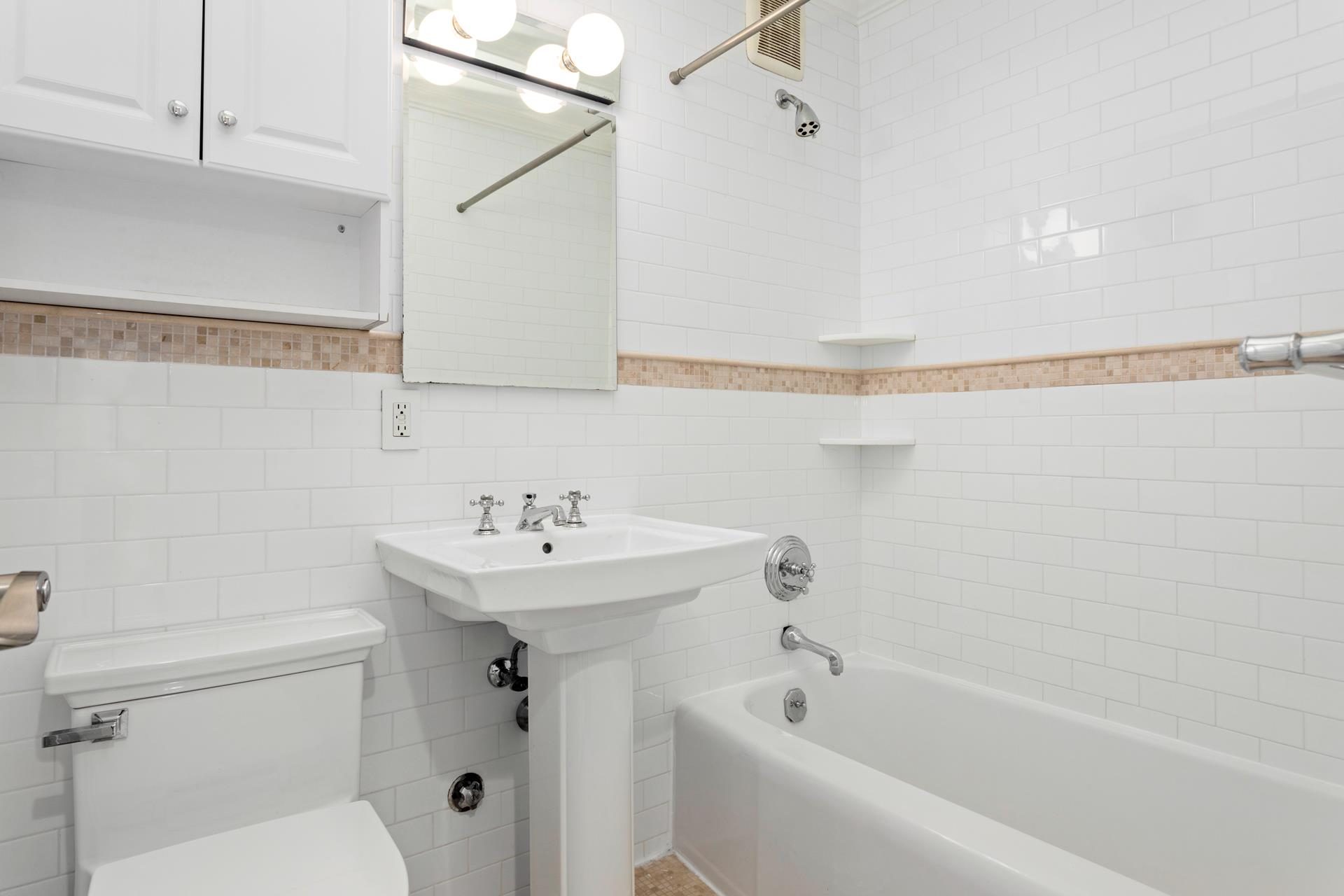 155 East 38th Street