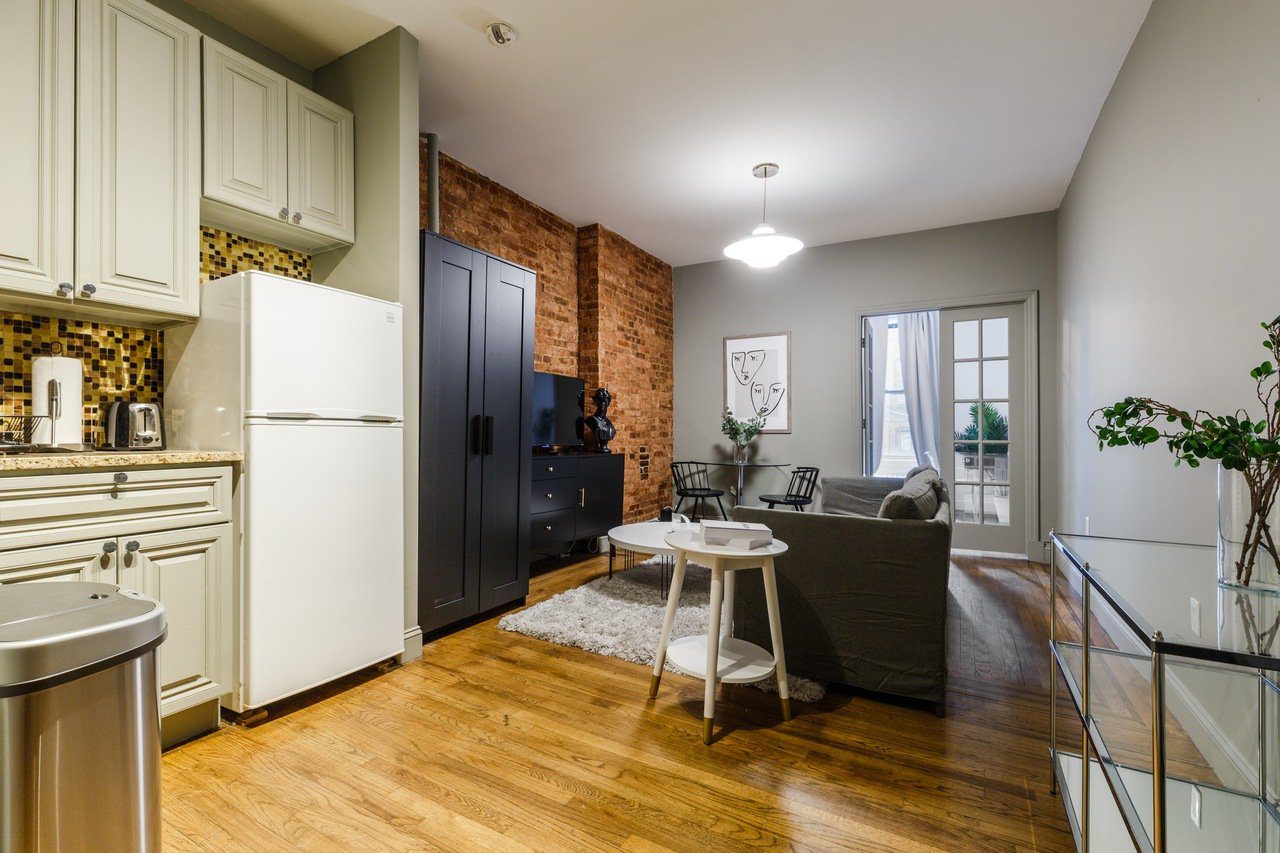 518 East 83rd Street
