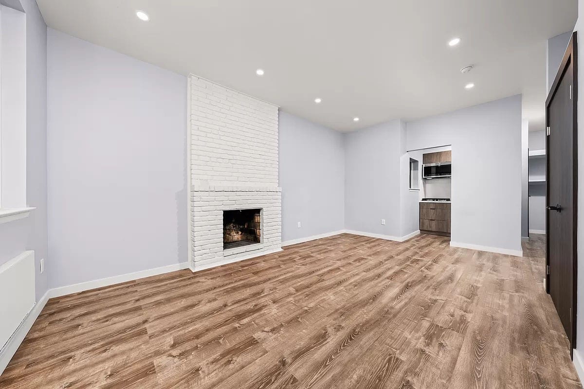453 West 48th Street