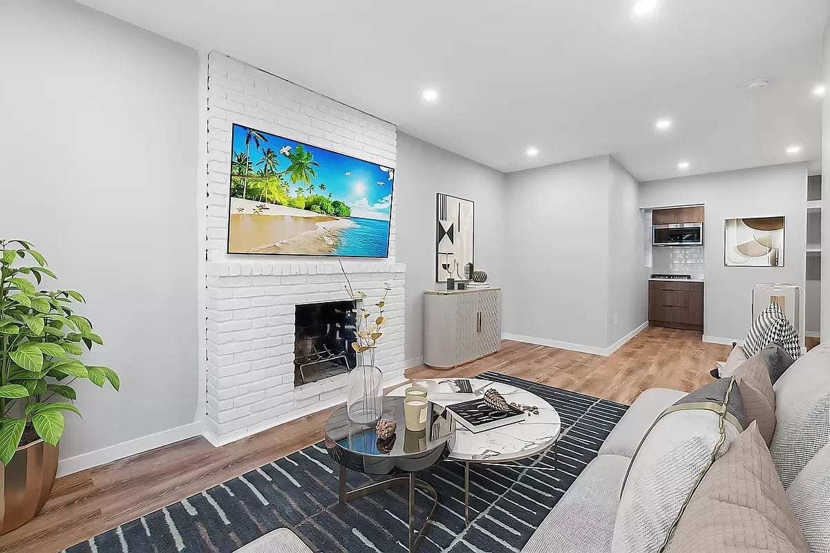 453 West 48th Street