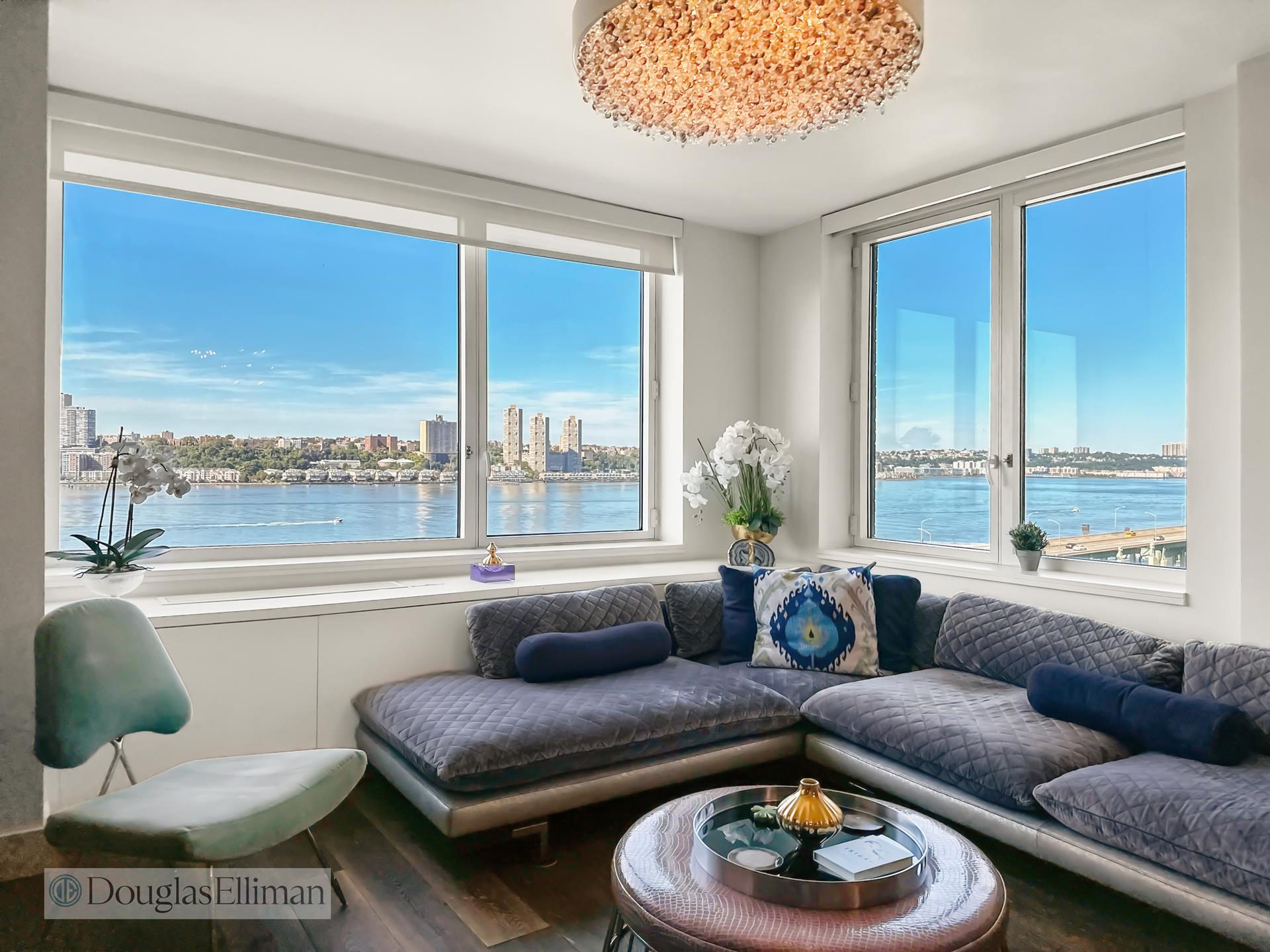 100 Riverside Boulevard