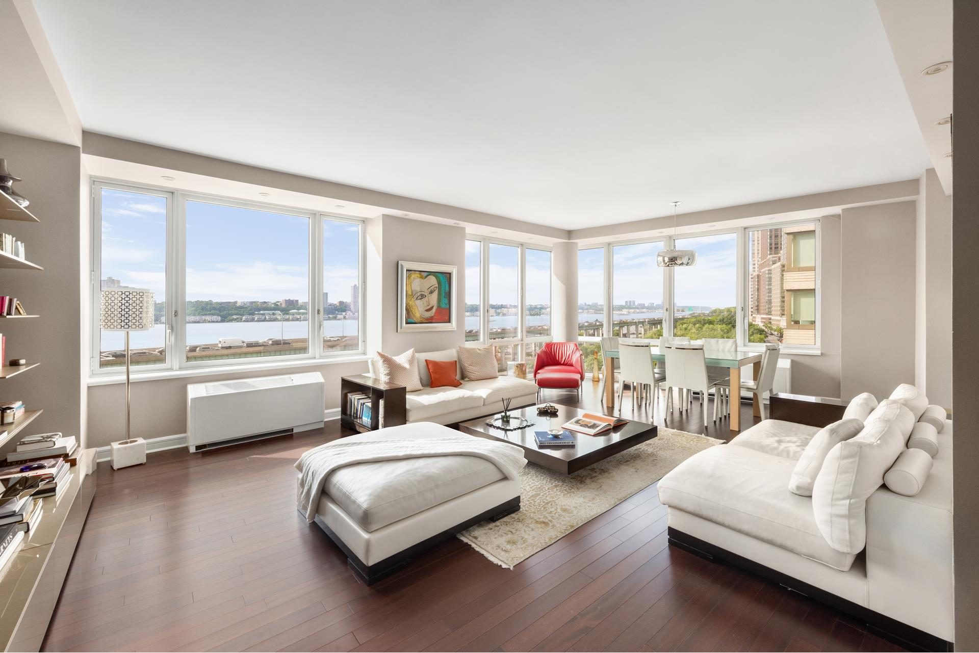 80 Riverside Boulevard