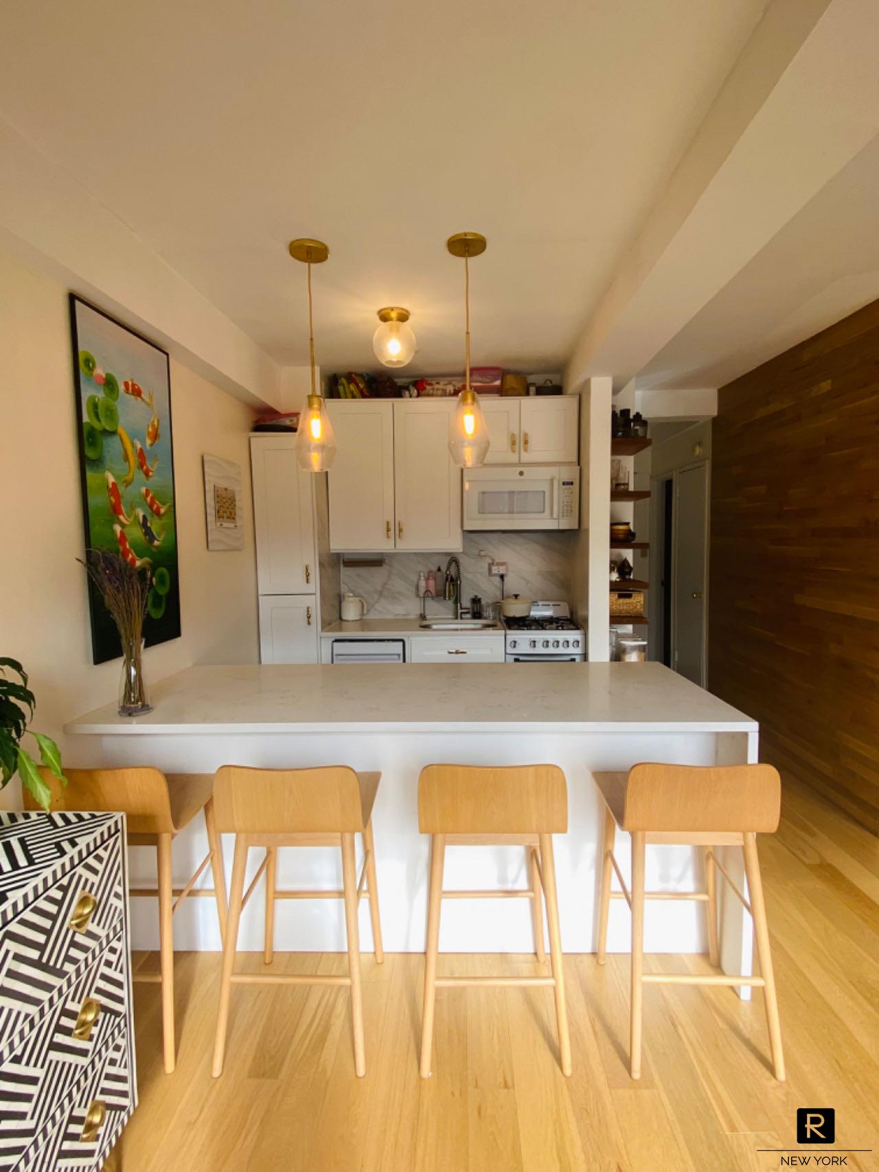 117 East 37th Street