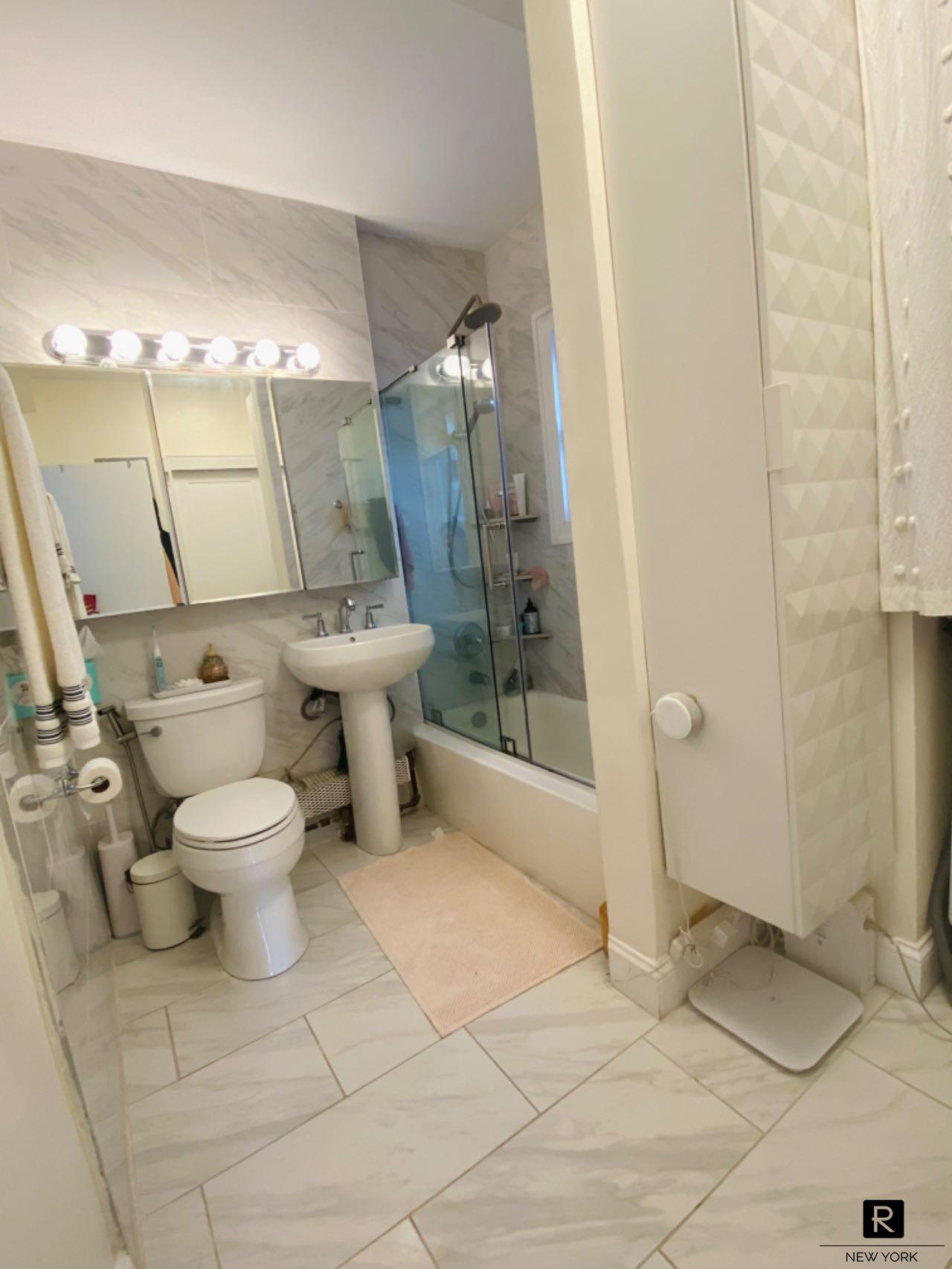 117 East 37th Street
