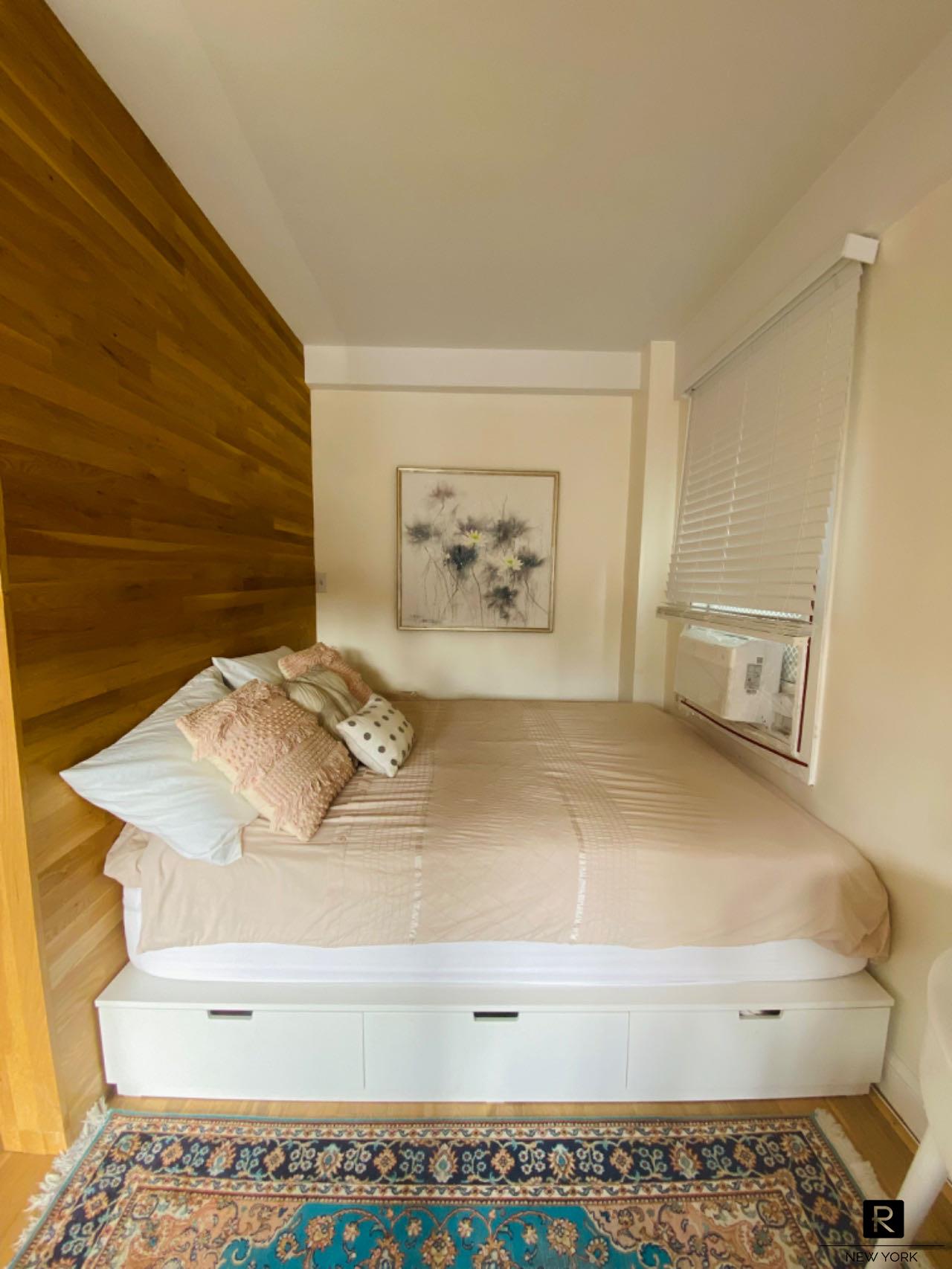 117 East 37th Street