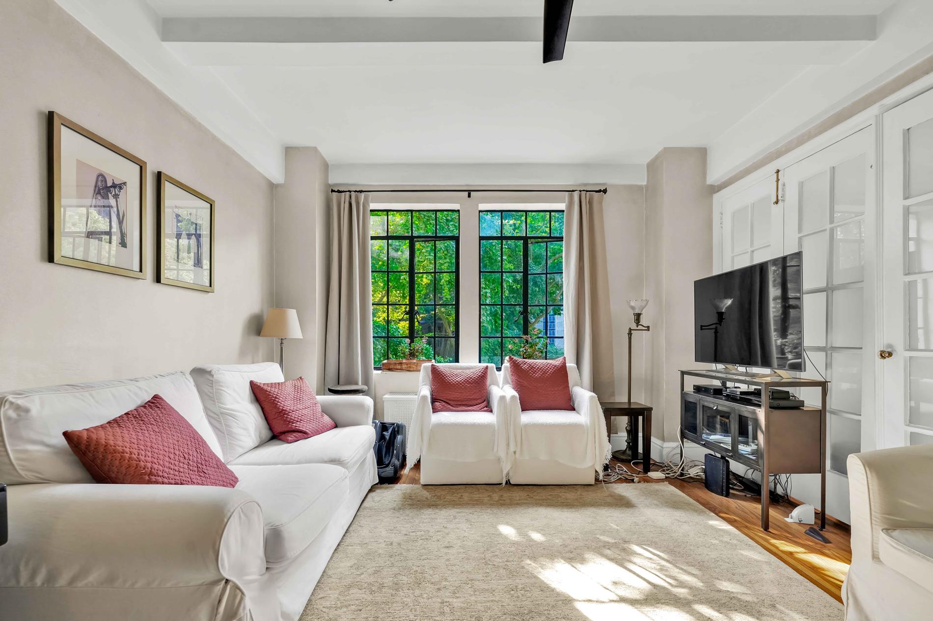 25 Tudor City Place