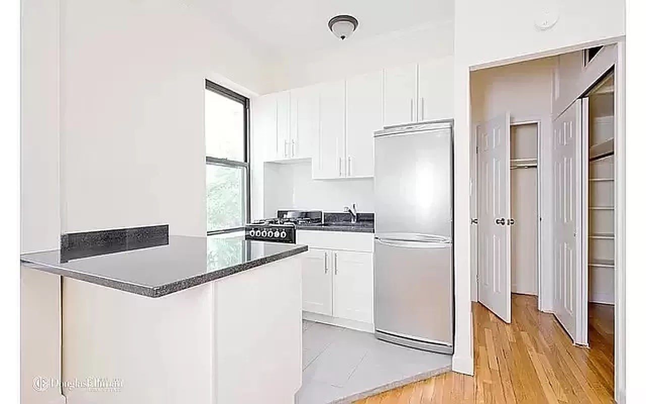 152 East 35th Street