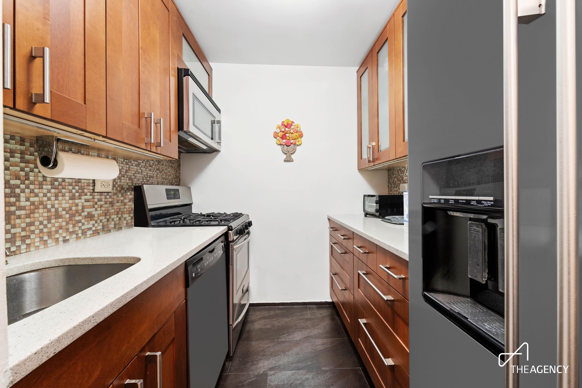 180 West End Avenue