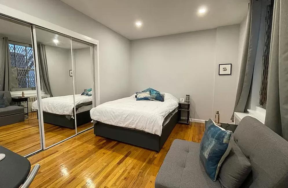 446 Central Park West