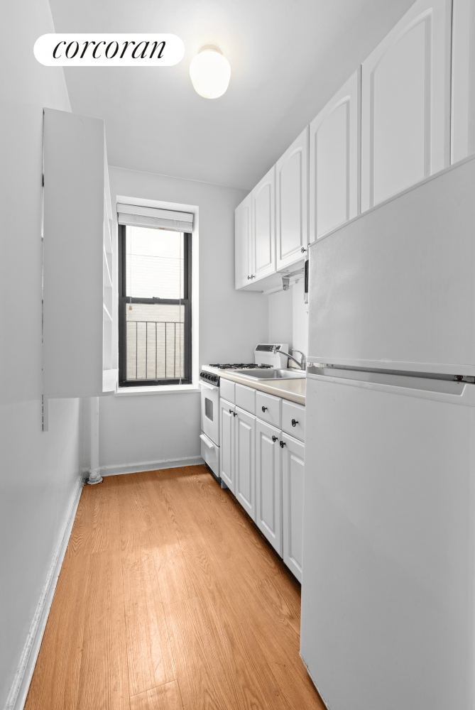 222 East 35th Street