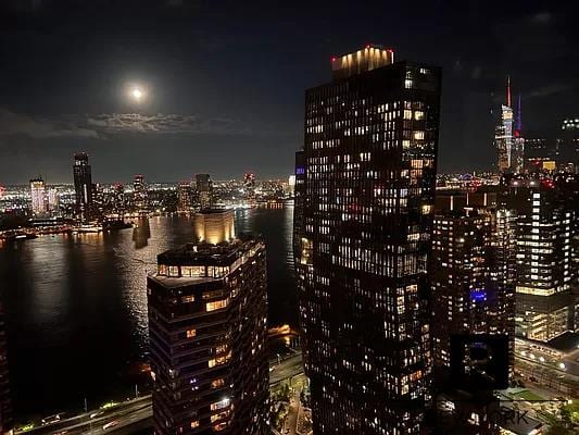 330 East 38th Street