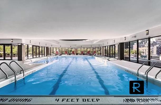 330 East 38th Street