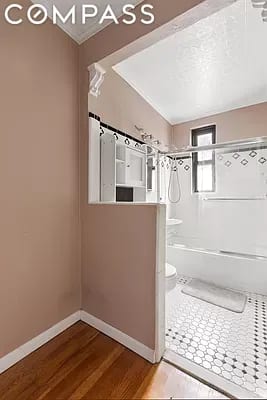 242 East 38th Street