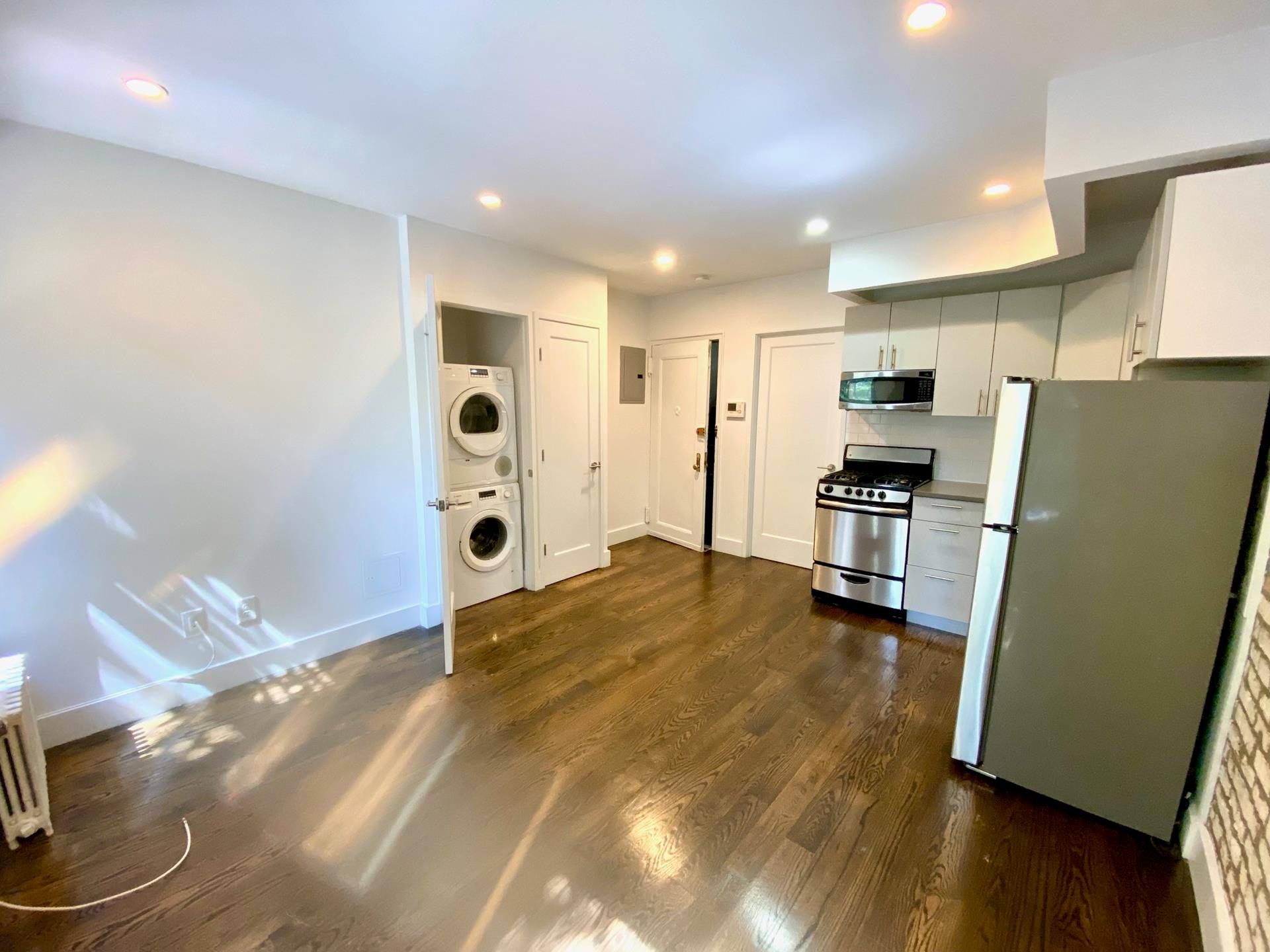 247 East 39th Street