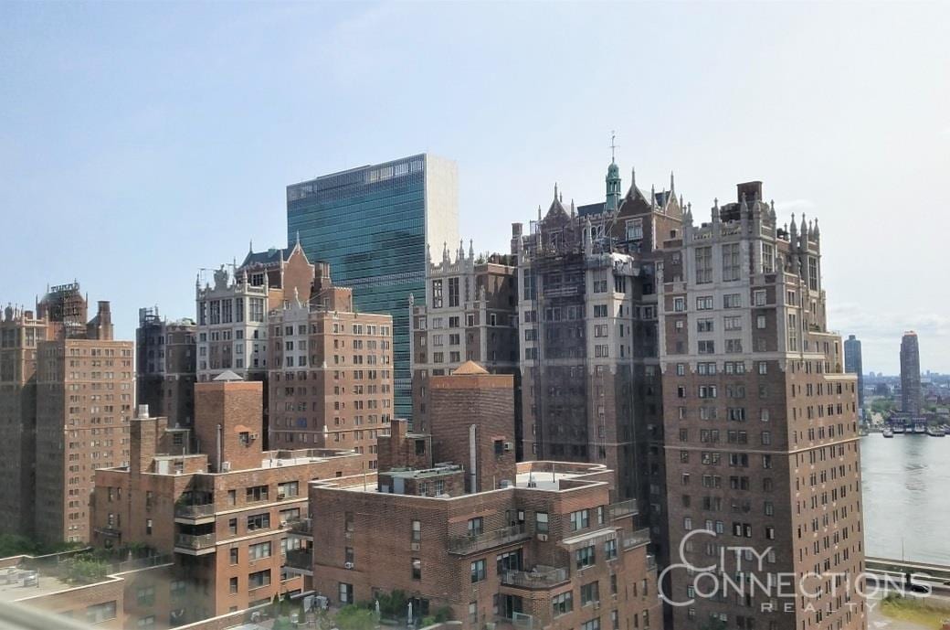 300 East 40th Street
