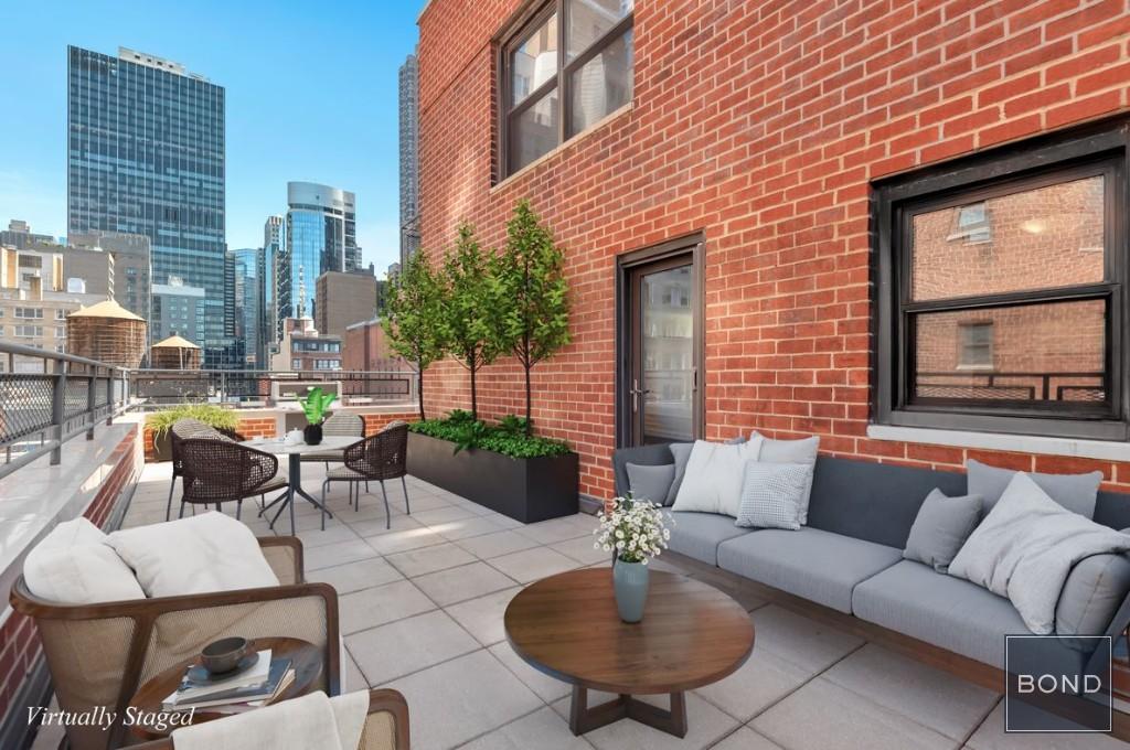 210 East 36th Street