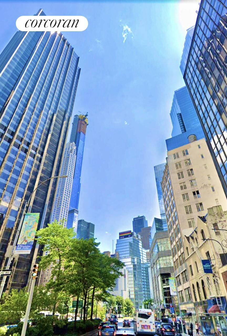 43 West 61st Street