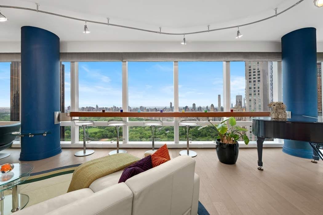 25 Columbus Circle