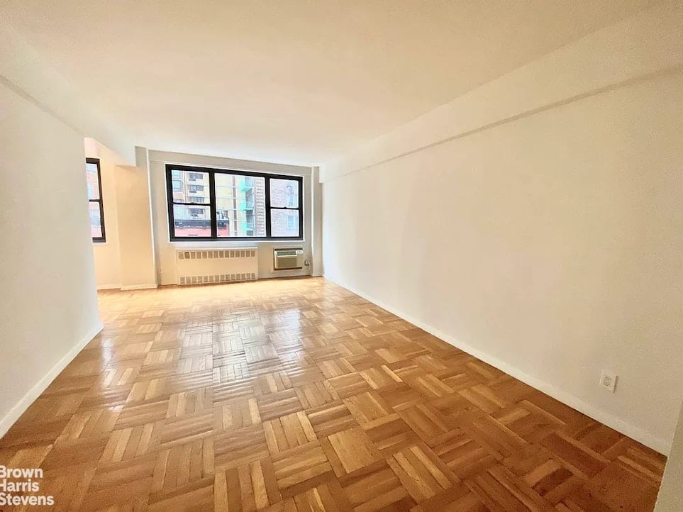 250 East 39th Street