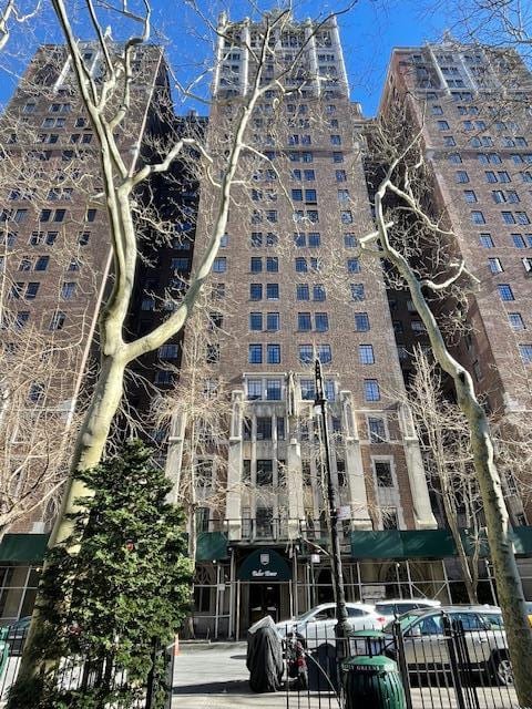 25 Tudor City Place