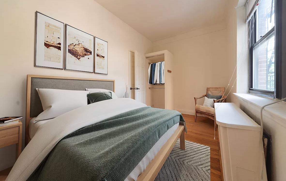210 East 38th Street