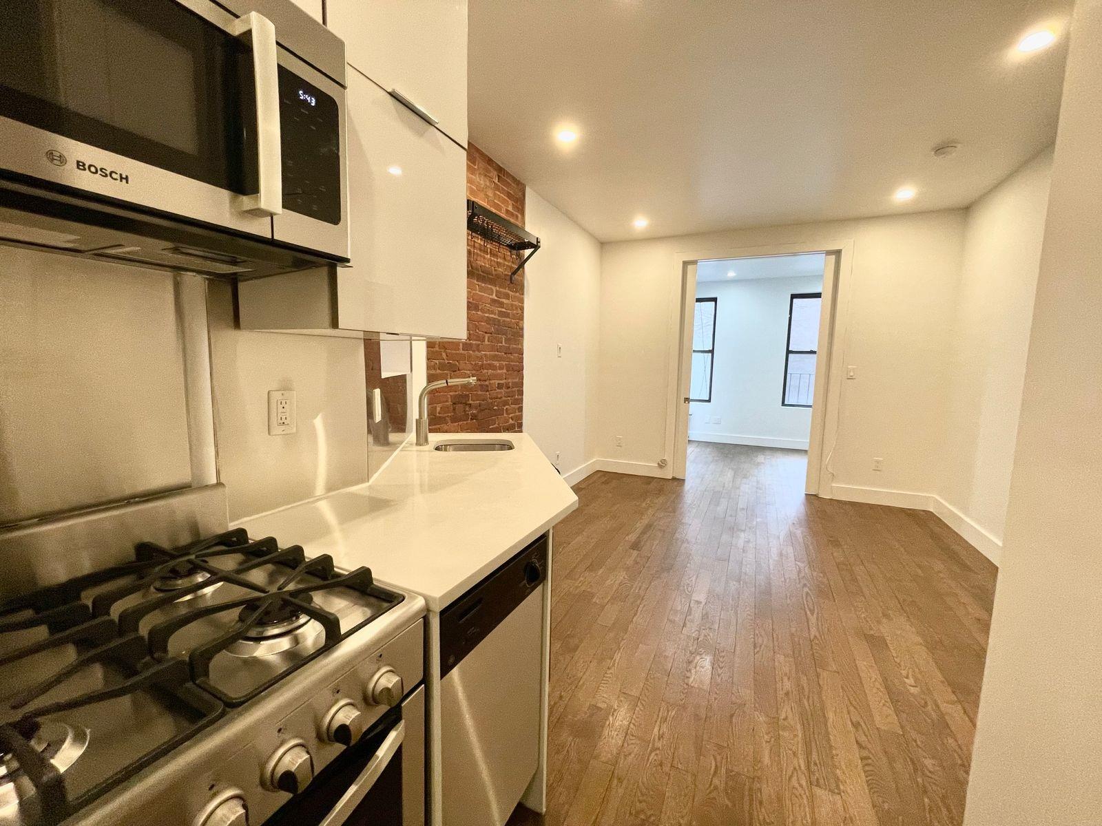 442 Tenth Avenue