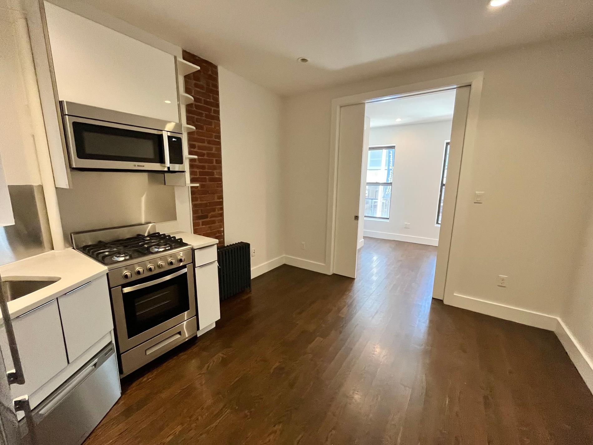 442 Tenth Avenue