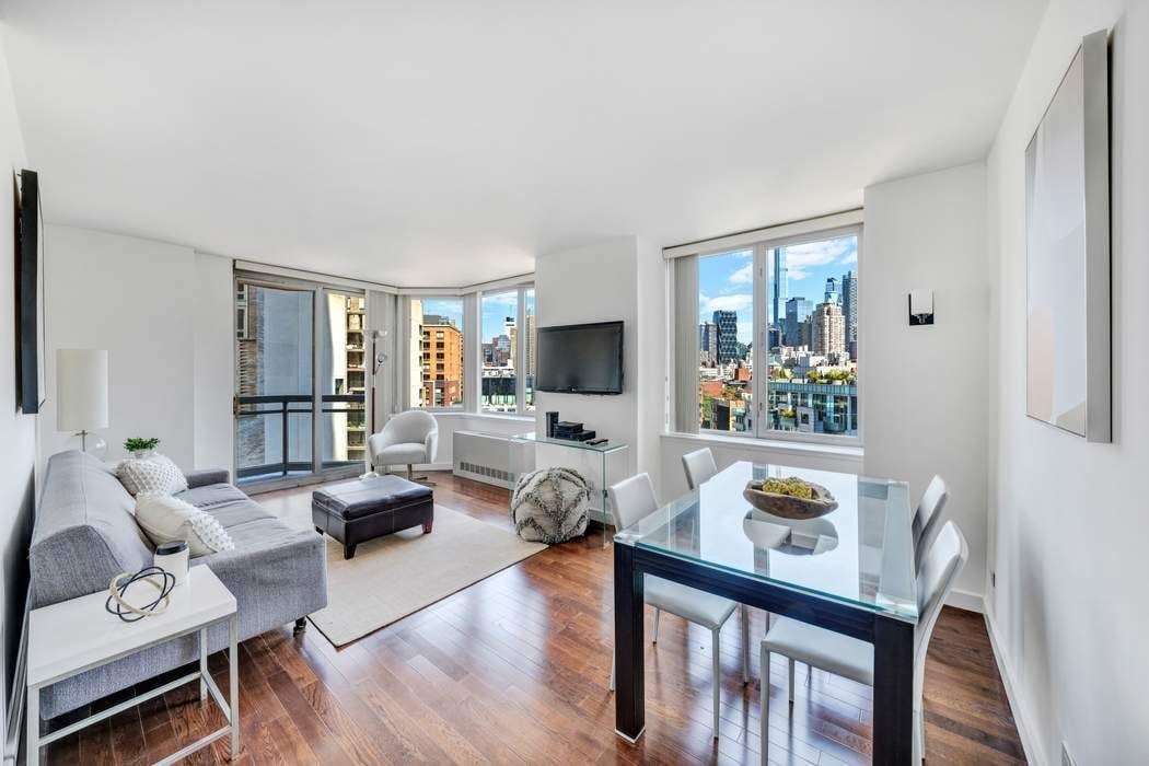 500 West 43rd Street