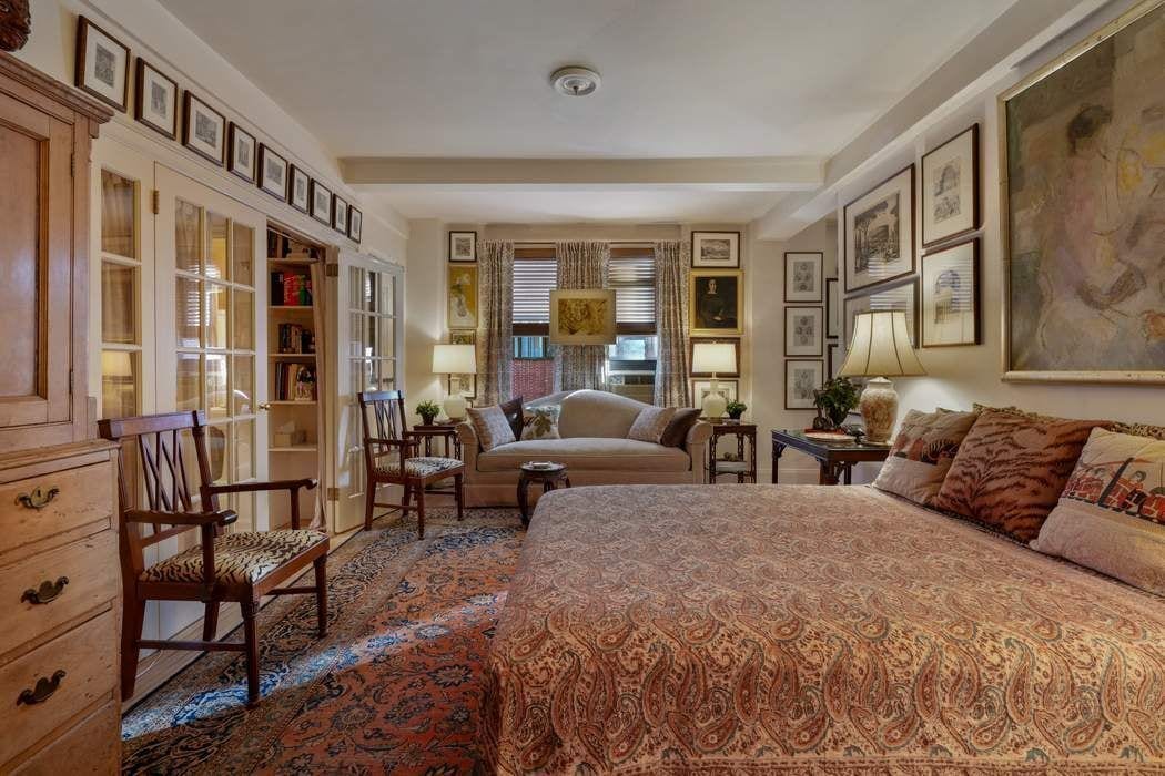 74 West 68th Street