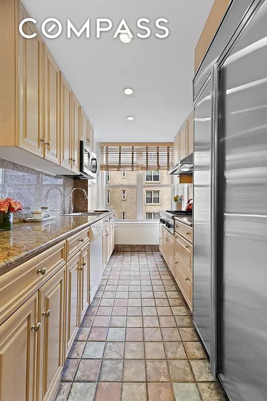 415 Central Park West