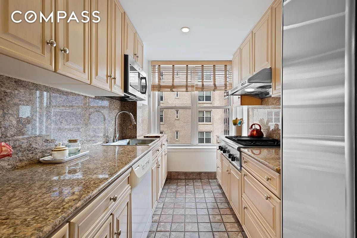 415 Central Park West
