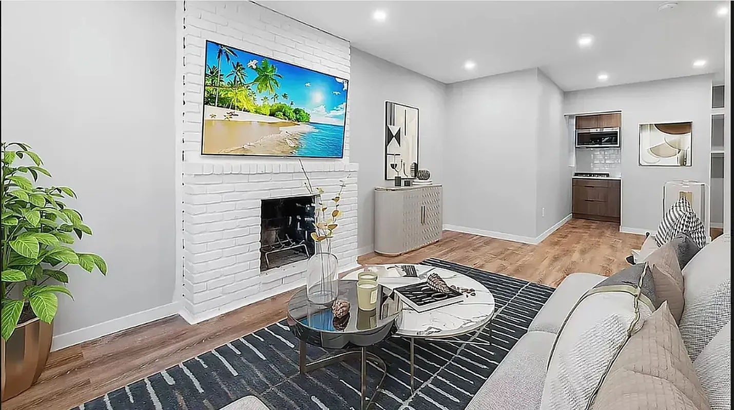 453 West 48th Street