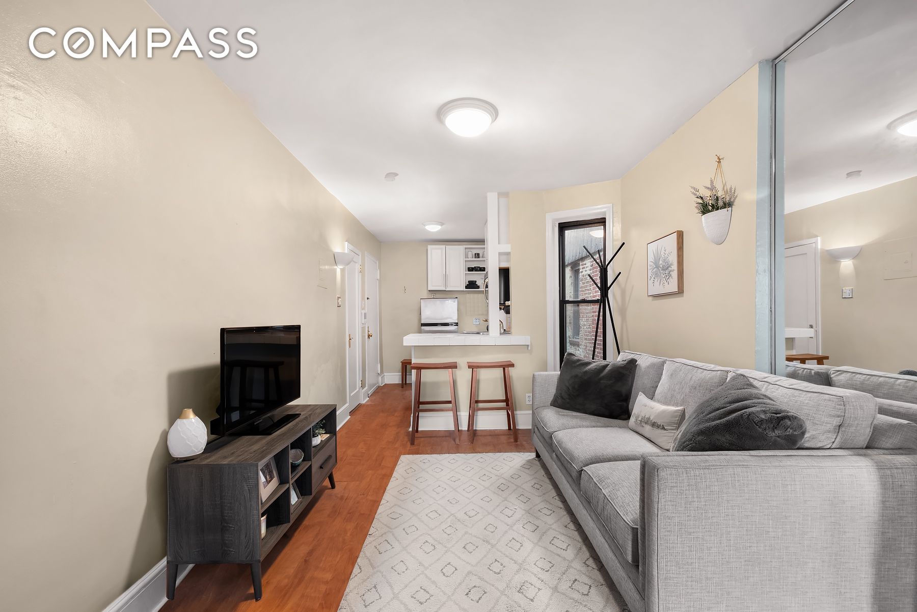 522 West 50th Street