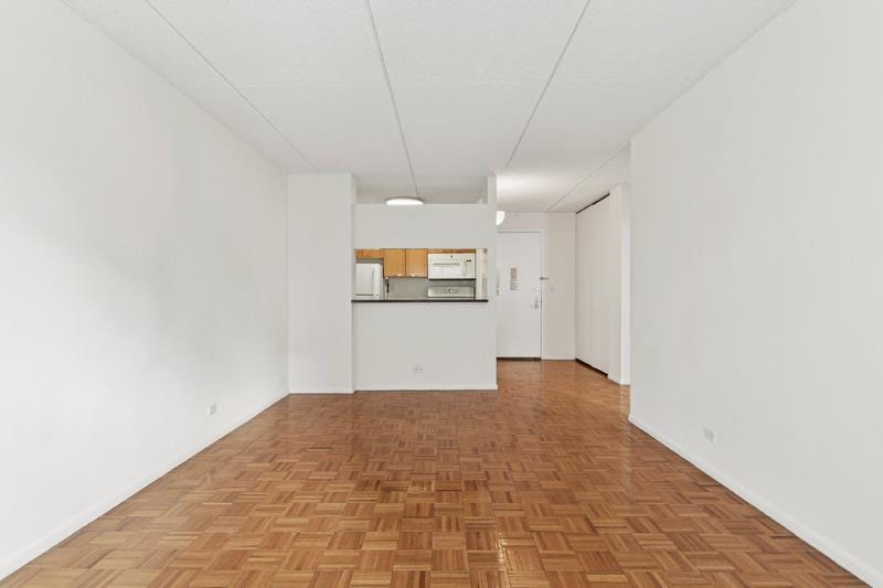 345 East 64 Street
