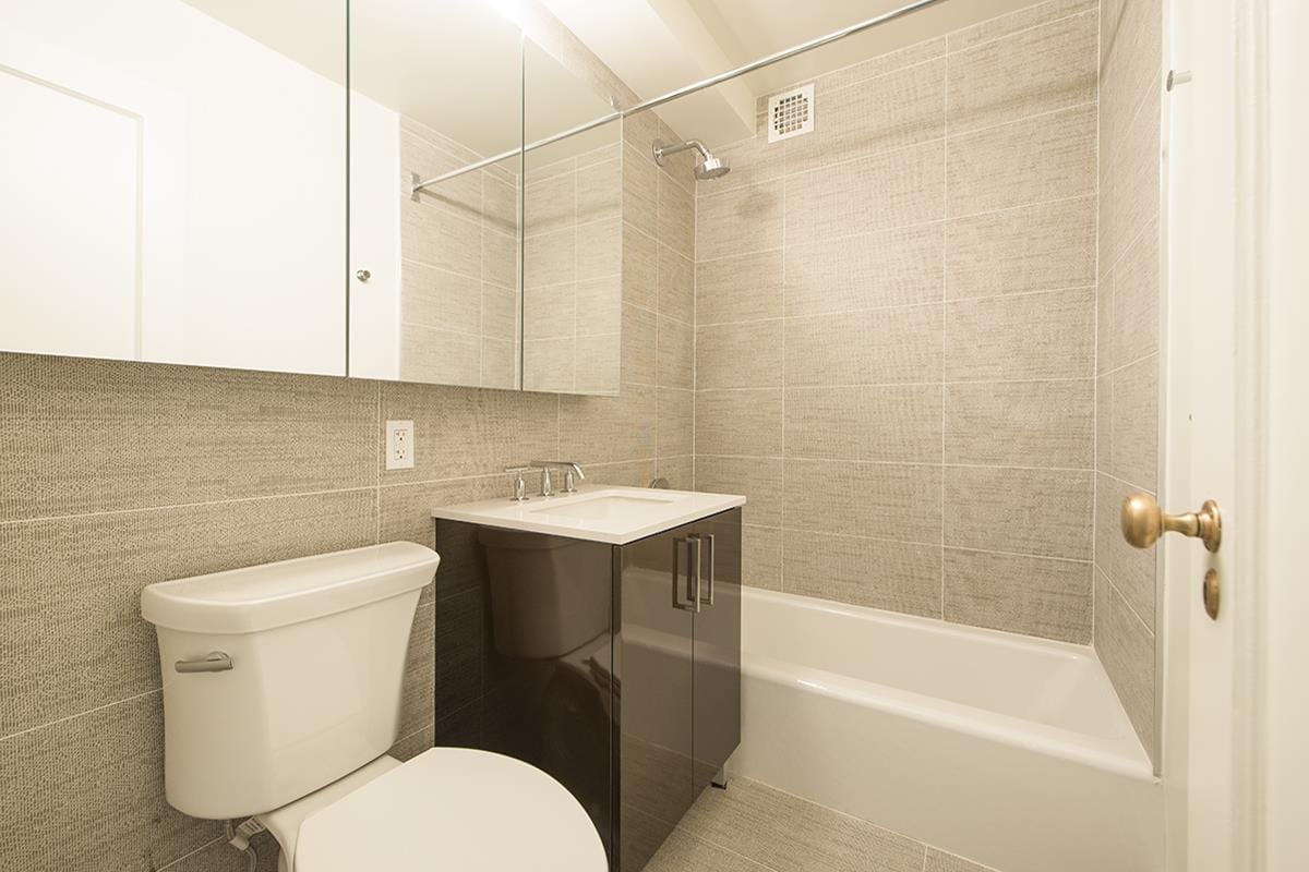 20 East 35th Street