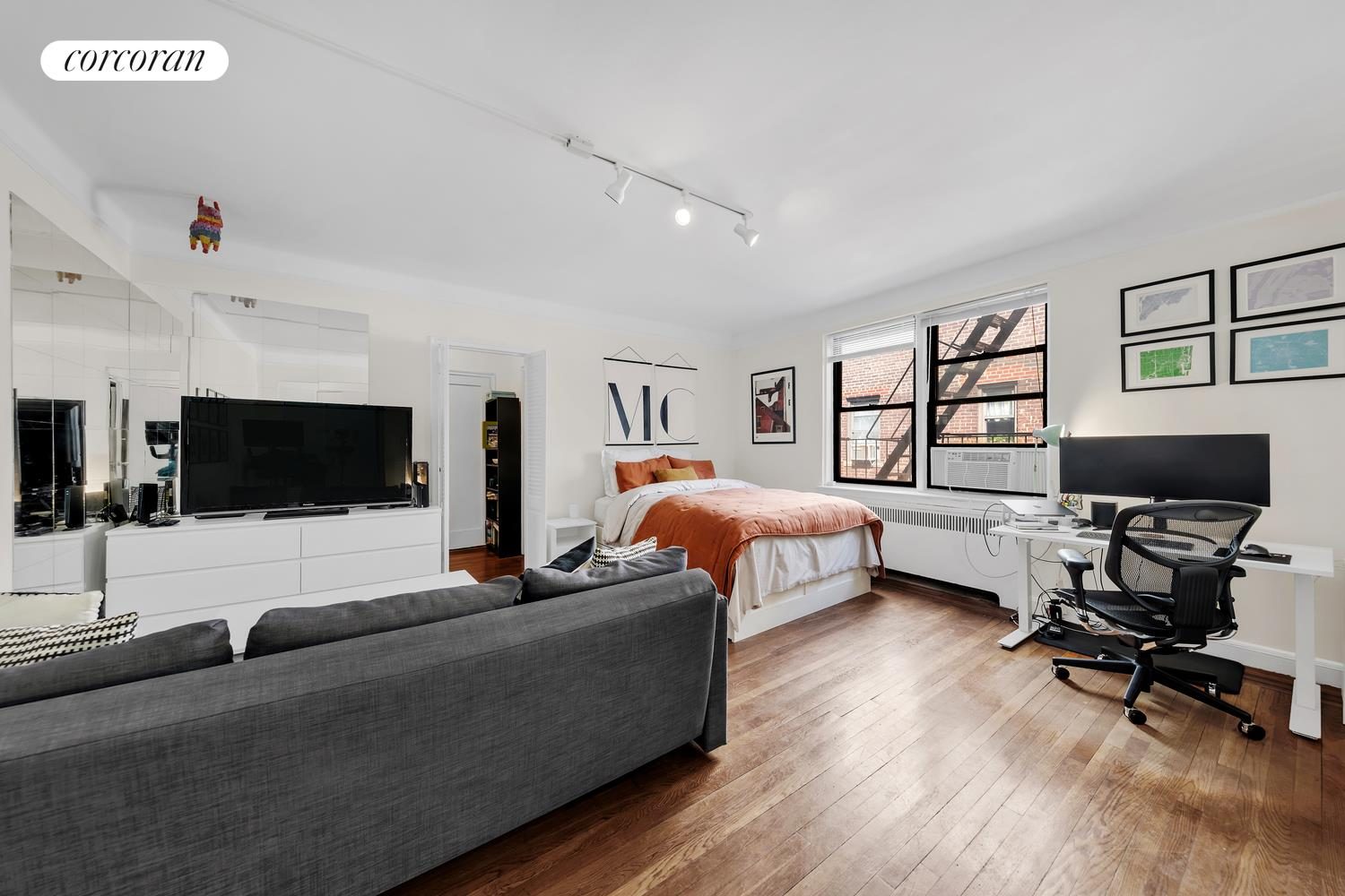 245 East 37th Street