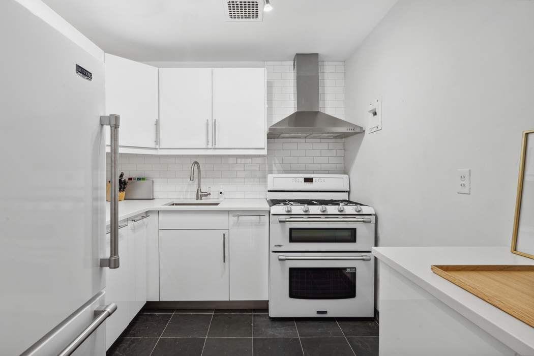 111 East 36th Street