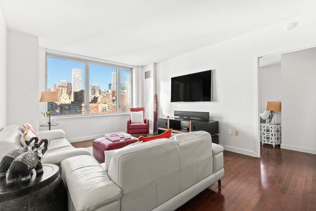 225 East 34th Street