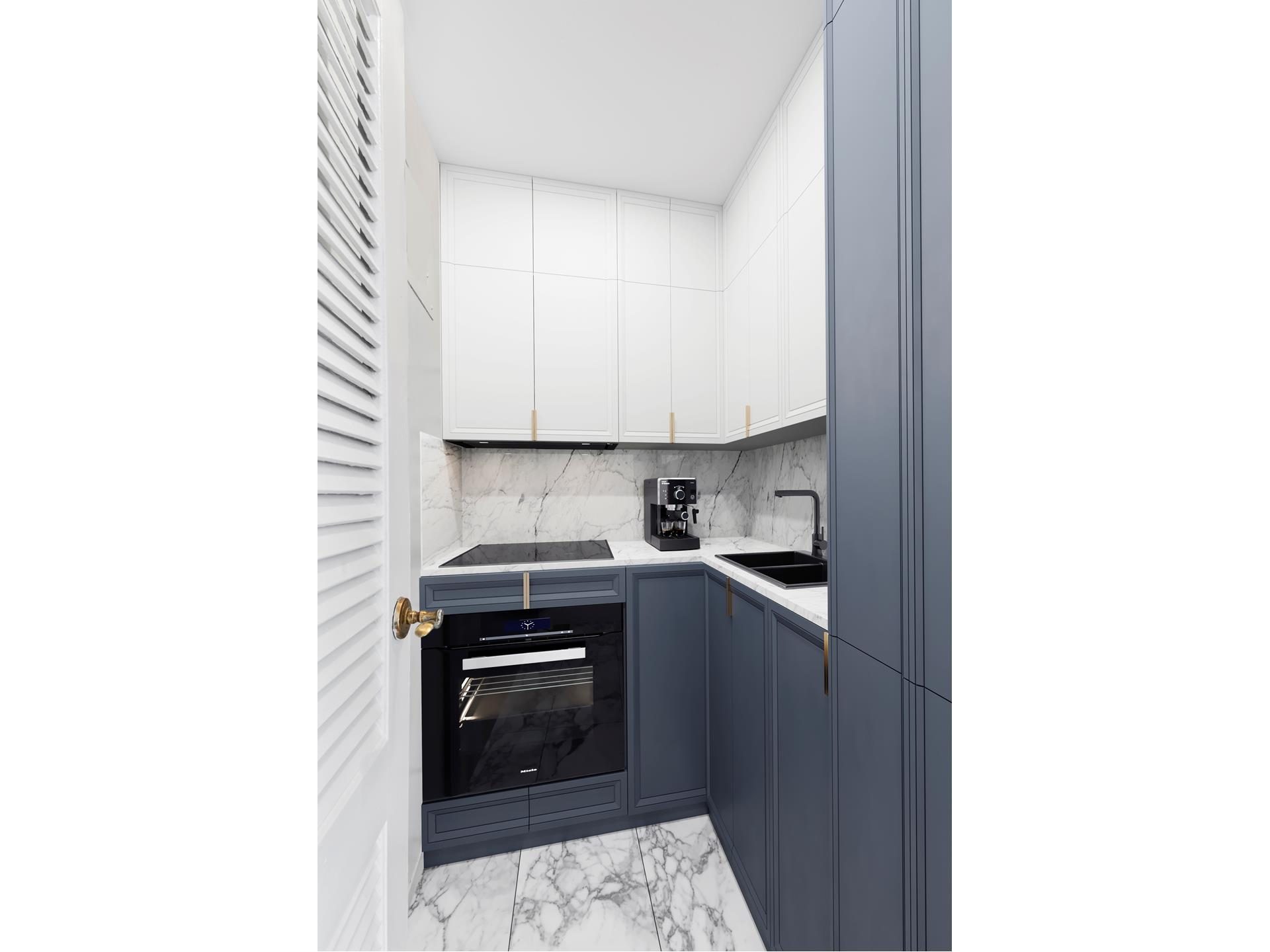 150 East 37th Street