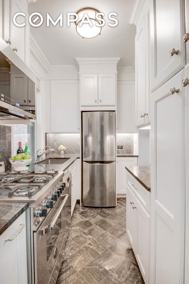 11 West 69th Street
