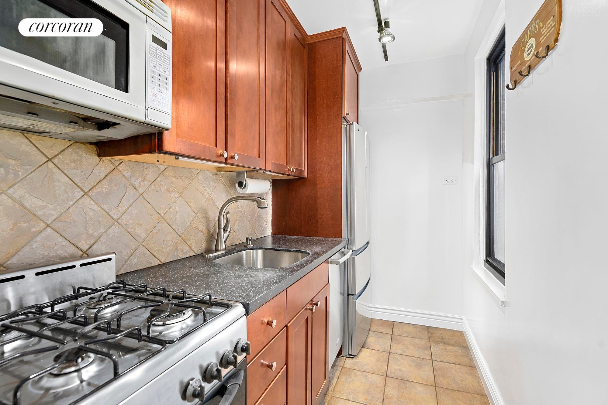 222 East 35th Street