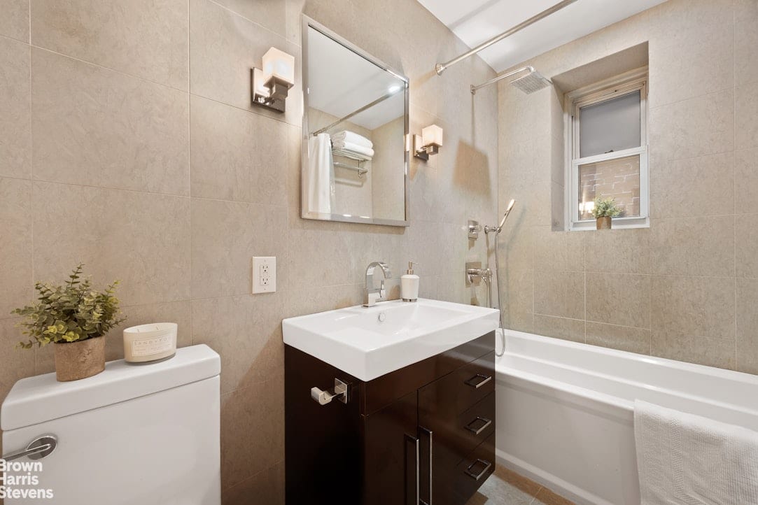 135 East 39th Street