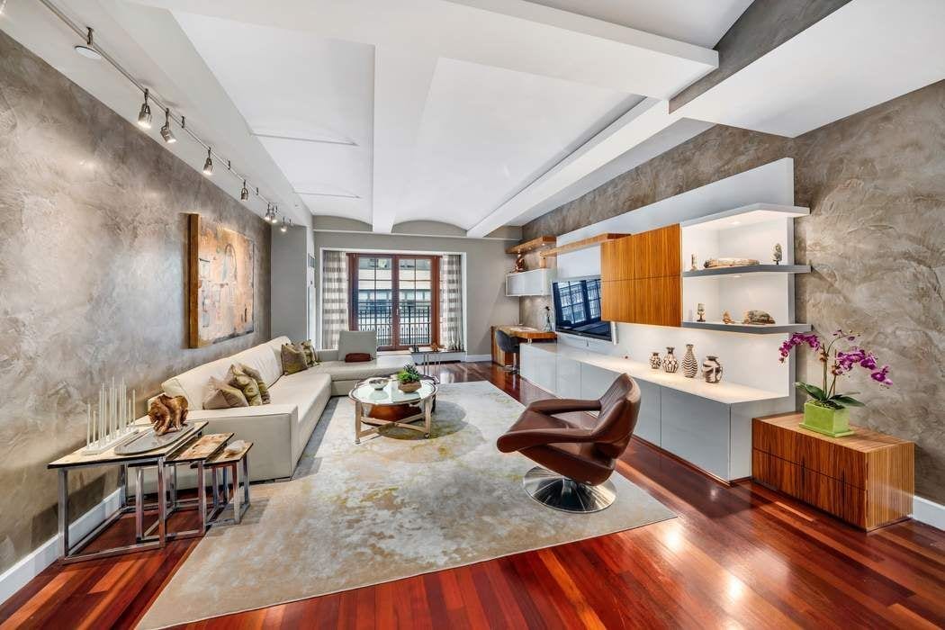 43 West 64th Street